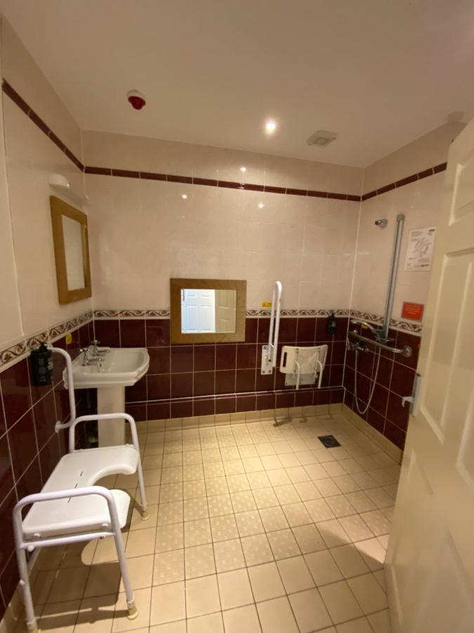 Ibis Budget Bromsgrove Ngoại thất bức ảnh